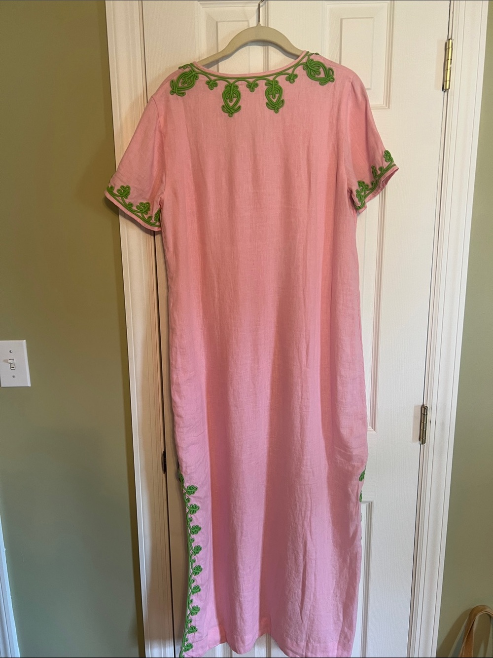 Lilly Pulitzer Pink Embroidered V-Neck Maxi Dress with Green Trim NWT - Picture 4 of 6